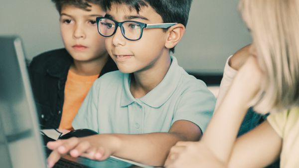 De usuarios a creadores: la importancia de adquirir habilidades digitales en etapa escolar